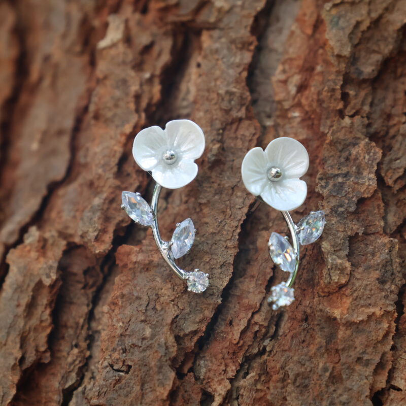 White Elegant Beauty