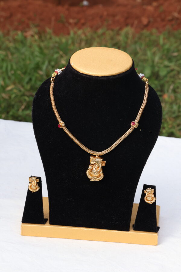 Ganesha Necklace Set